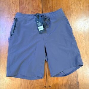 Ten Thousand Foundation Short Workout Gym 9IN Liner IRONGATE MEDIUM